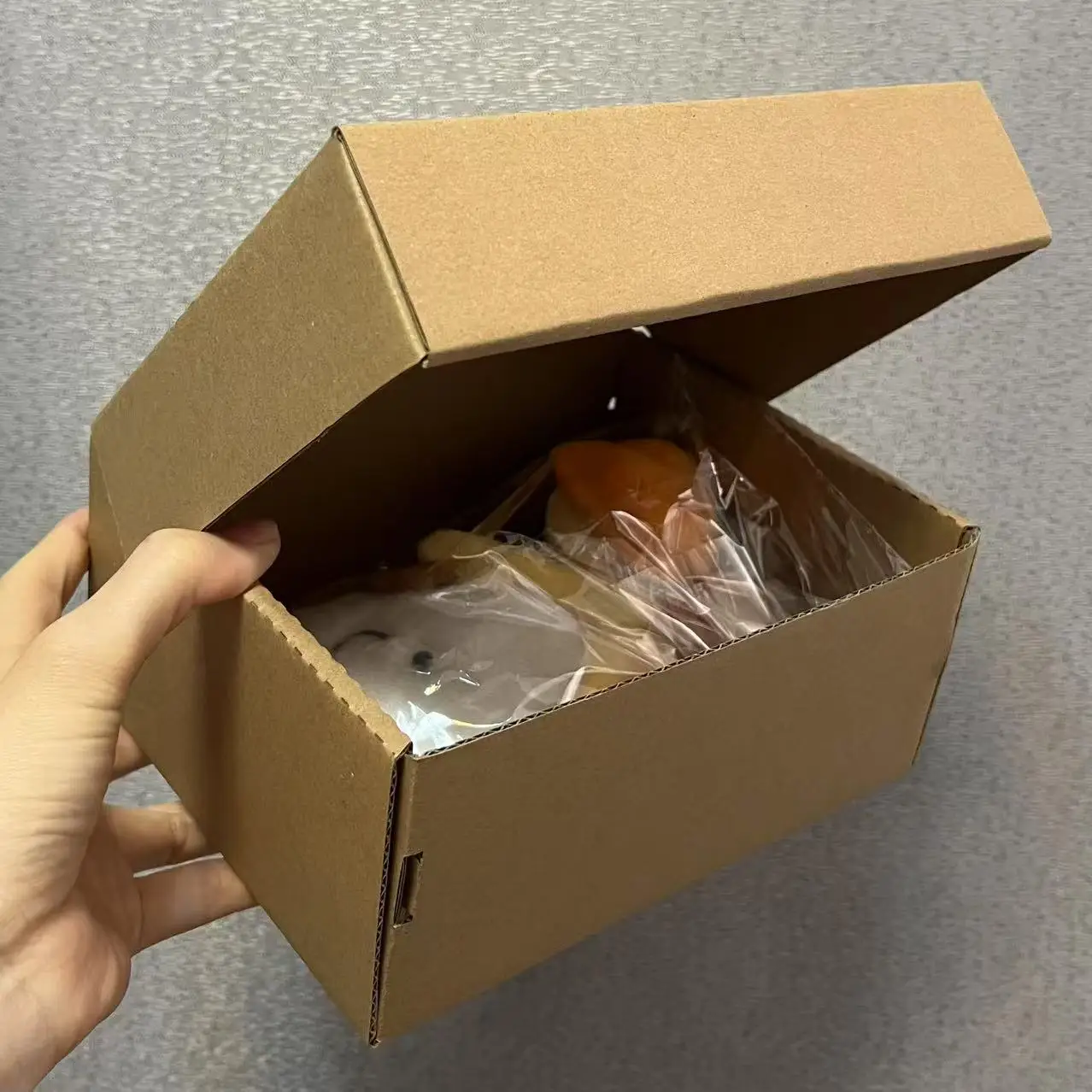5Pcs Brown Cardboard Paper Shoes Boxes for Transport and Shipping, Large Size Courier Boxes, Extremely Hard Corrugated Packaging, Easy Fold Design, Ideal for Wigs, Footwear, and Heavy-Duty Packaging - 图片 5