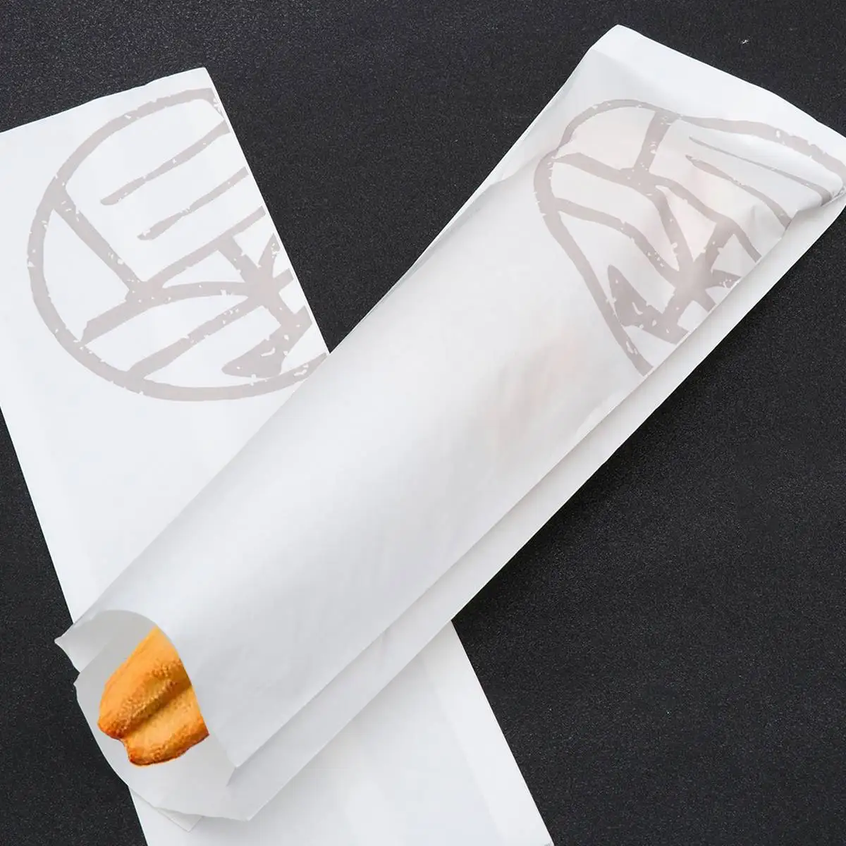 100pcs Greaseproof Paper Food Bags for Hot Dogs, Sandwiches, French Fries, Snacks – Disposable Takeout Bags, 10cm White Handy Pouches for Fast Food, Catering, Parties 1
