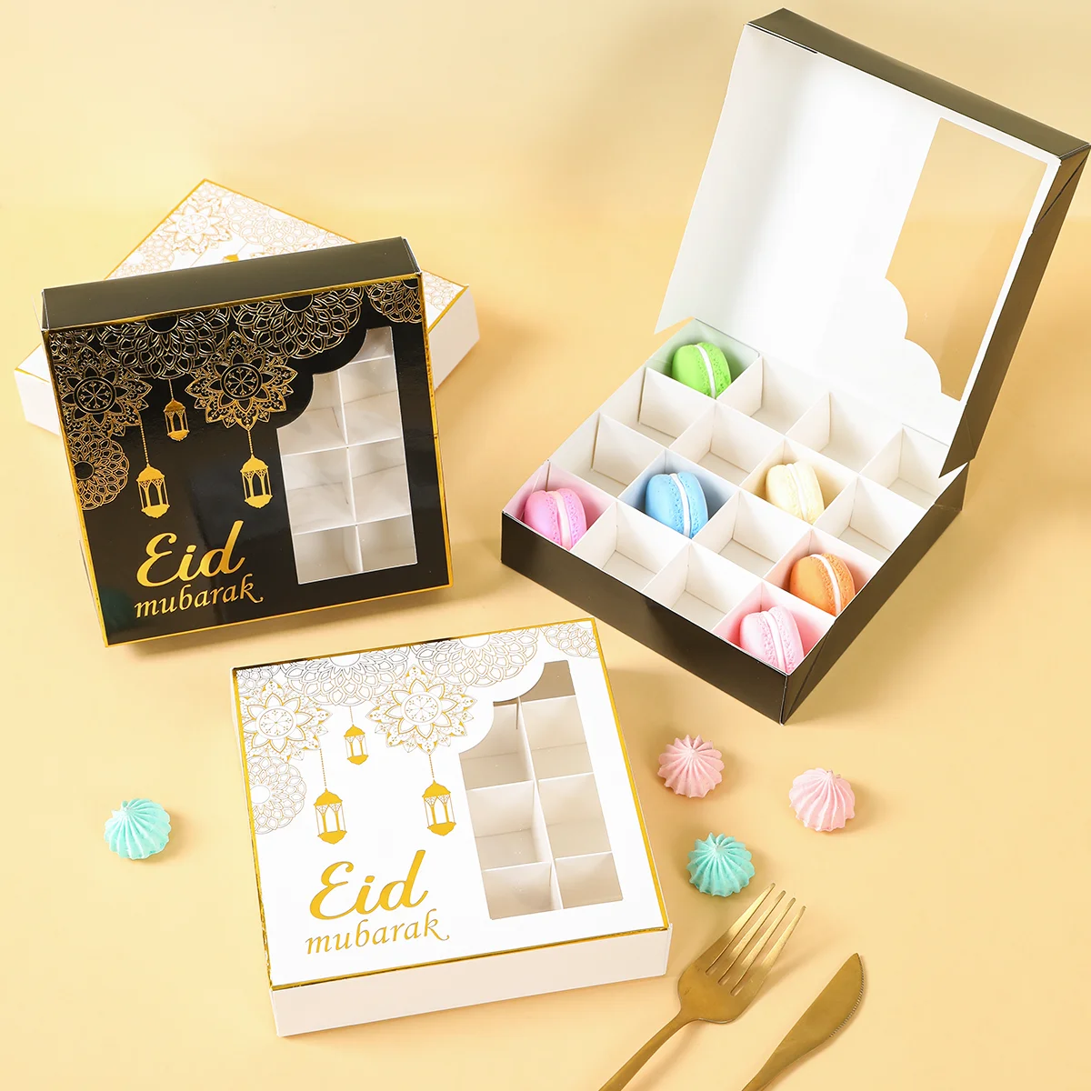 2Pcs Eid Mubarak Cake Boxes with Clear Window, Ramadan Kareem Transparent Candy and Chocolate Packaging Containers, Islamic Muslim Party Supplies for Home Decor, Dessert and Gift Presentation