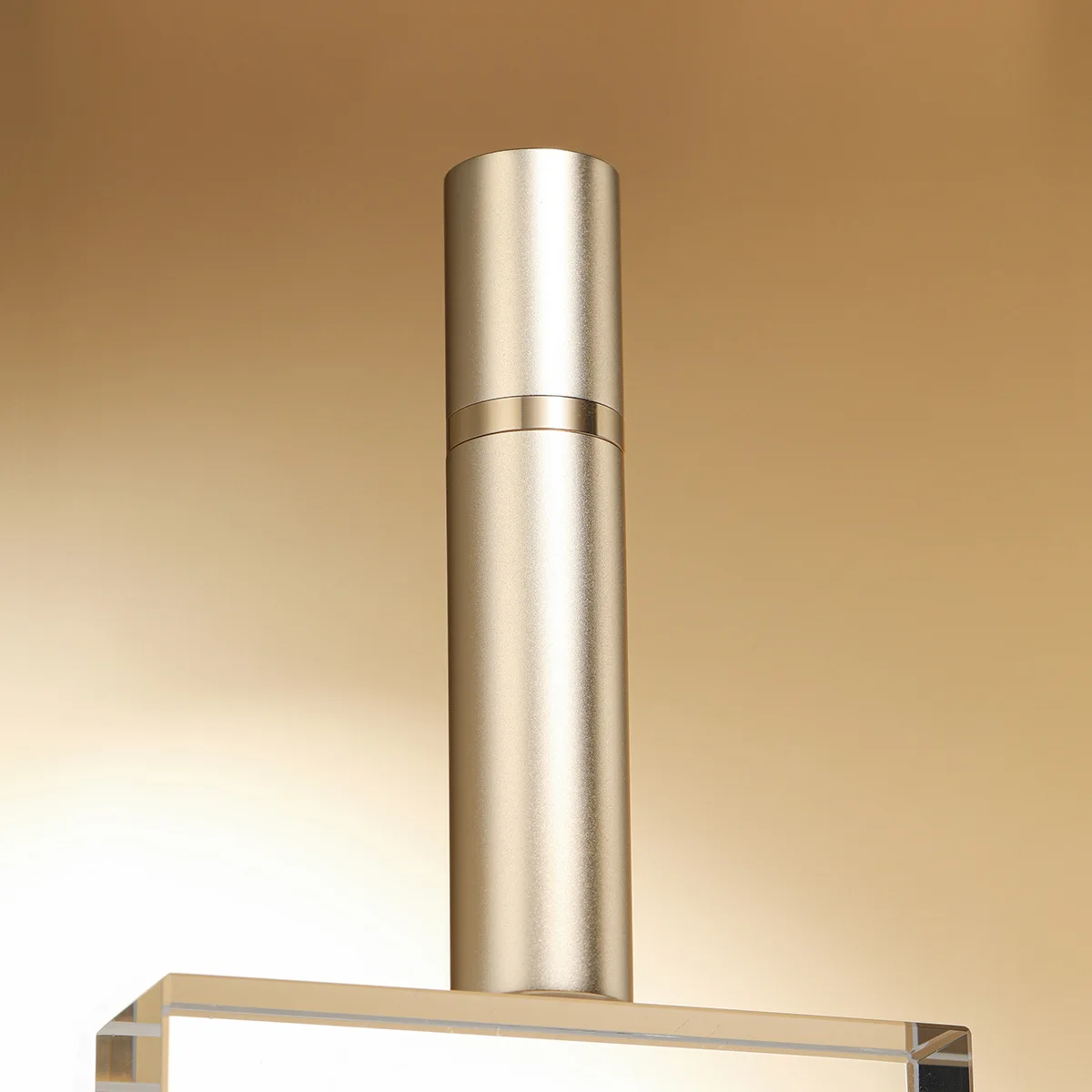 5ML 10ML Portable Refillable Perfume Atomizer Bottles, Mini Bottom-Filling Cosmetic Spray Containers for Travel, Makeup, and Everyday Use, Lightweight Liquid Dispensers for Fragrance and Beauty Essentials - 图片 7