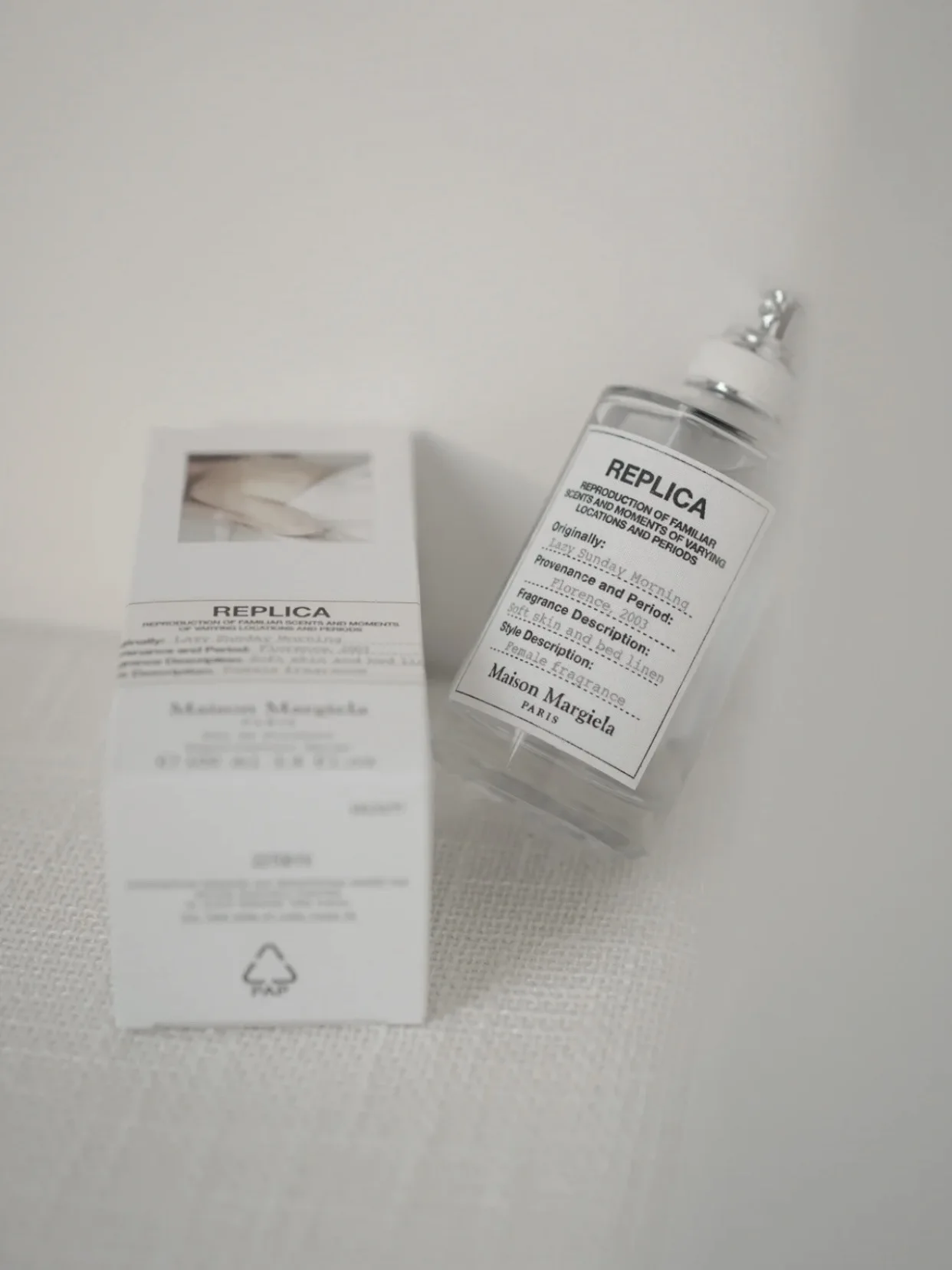 100ML Unisex Perfume Bottle with Long-Lasting Woody Scent, Elegant Glass, Acrylic or Metal Options with Fine Mist Spray and Luxury Custom Gift Box, Factory Direct Supply for Wholesale and Personalized Packaging 14