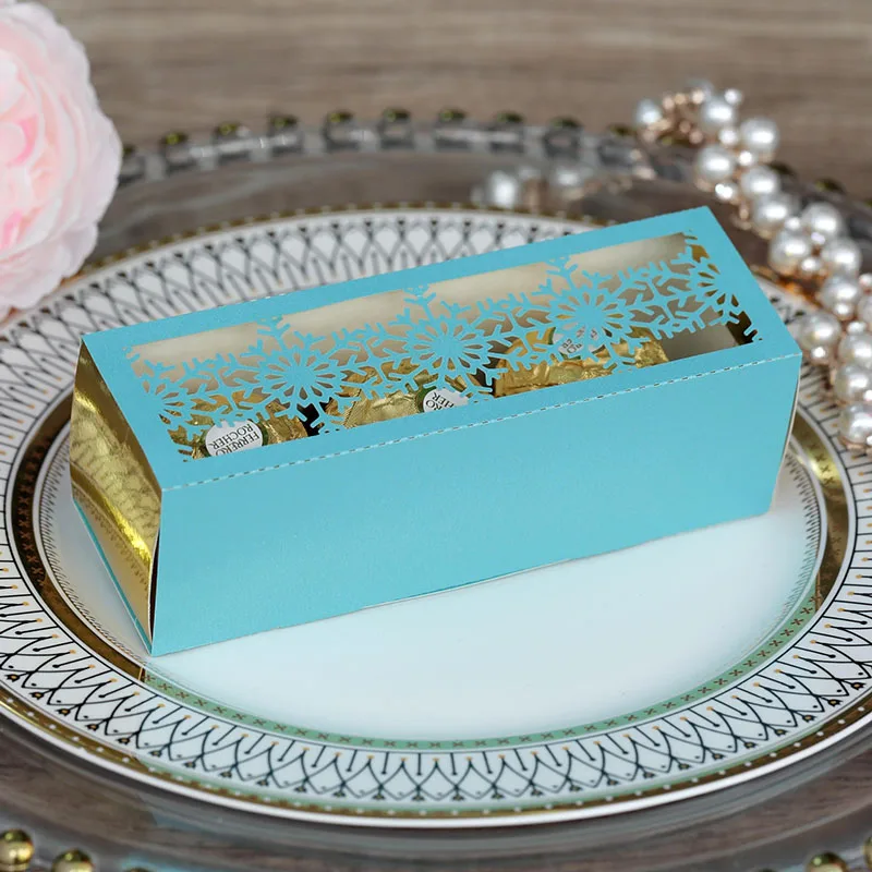 50Pcs Laser Cut Christmas Snowflake Packaging Gift Boxes, Drawer Style Candy Chocolate Box Favor, Pearl Paper Merry Christmas New Year Party Decoration Packaging Box with Pull Drawer Design 9