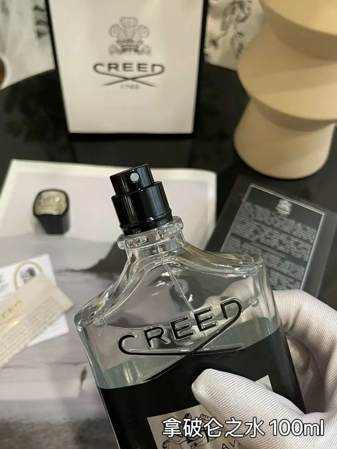 10g Solid Perfume Jar with Luxury Gift Box – Refillable Travel Size Container for Men and Women, Portable Pocket-Friendly Fragrance Case with Multiple Material Options, Elegant Metal or Wooden Cap 2