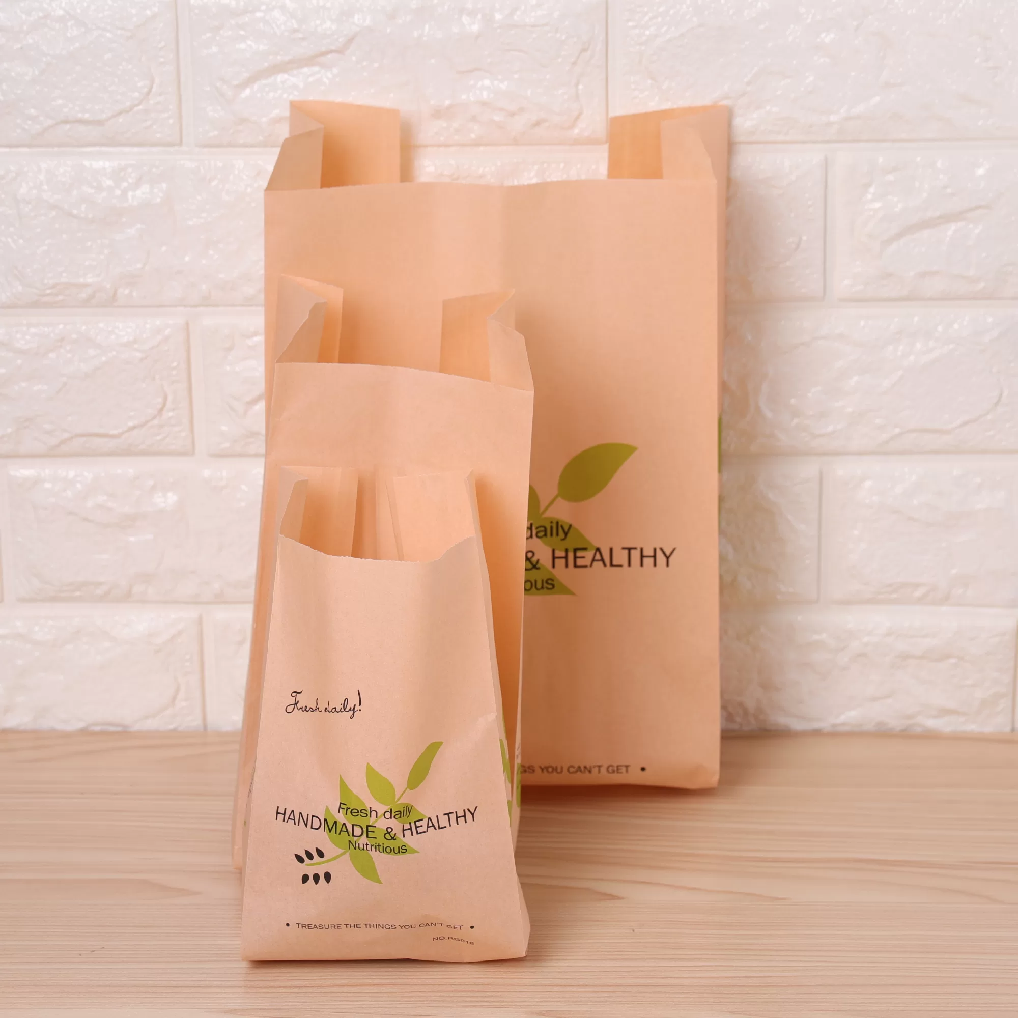 50 Pieces Kraft Paper Food Bags with Transparent Window, Green Leaf Design, Oil-Resistant Laminated Packaging for Cake, Cheese, Bread, Toast, Bakery & Sandwich Storage, Multiple Sizes S/M/L 6