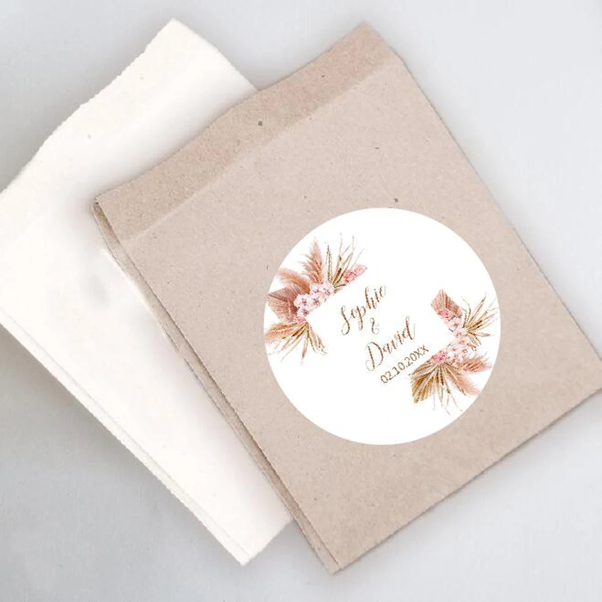 96-Pack Pampas Grass Wedding Stickers – Customizable Sealing Labels for Weddings, Baptisms, Birthdays, Party Decor, Personalized Gift Tags, Event Favors, DIY Craft Stickers for Celebrations 96-Pack Pampas Grass Wedding Stickers – Customizable Sealing Labels for Weddings, Baptisms, Birthdays, Party Decor, Personalized Gift Tags, Event Favors, DIY Craft Stickers for Celebrations - 图片 4