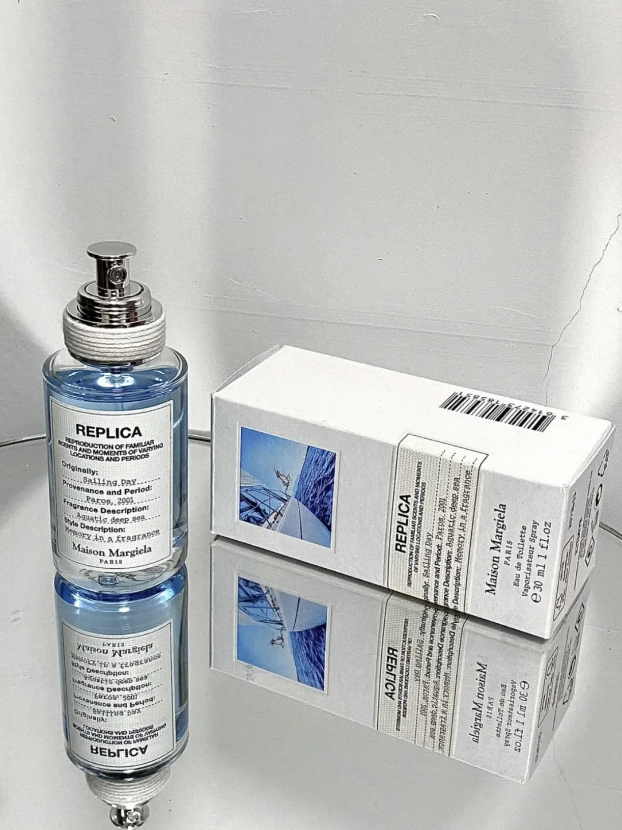 100ML Unisex Perfume Bottle with Long-Lasting Woody Scent, Elegant Glass, Acrylic or Metal Options with Fine Mist Spray and Luxury Custom Gift Box, Factory Direct Supply for Wholesale and Personalized Packaging 20