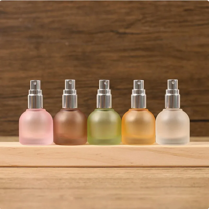 10/30pcs 10ml Refillable Perfume Spray Bottles | Premium Glass Mini Parfum Atomizers for Travel, Cosmetic Samples, Essential Oils, Portable Fragrance Containers, Reusable and Leak-Proof Design - 图片 2