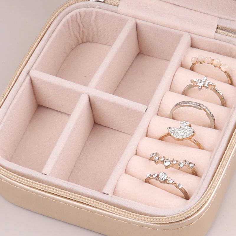 Travel Organizer Case 💼 PU Leather Jewelry Storage Box – Portable for Earrings, Necklaces, Rings – Compact Women’s Jewelry Holder – Multi-Functional Display & Storage Solution for Home and Travel – Durable, Lightweight, Elegant - 图片 6