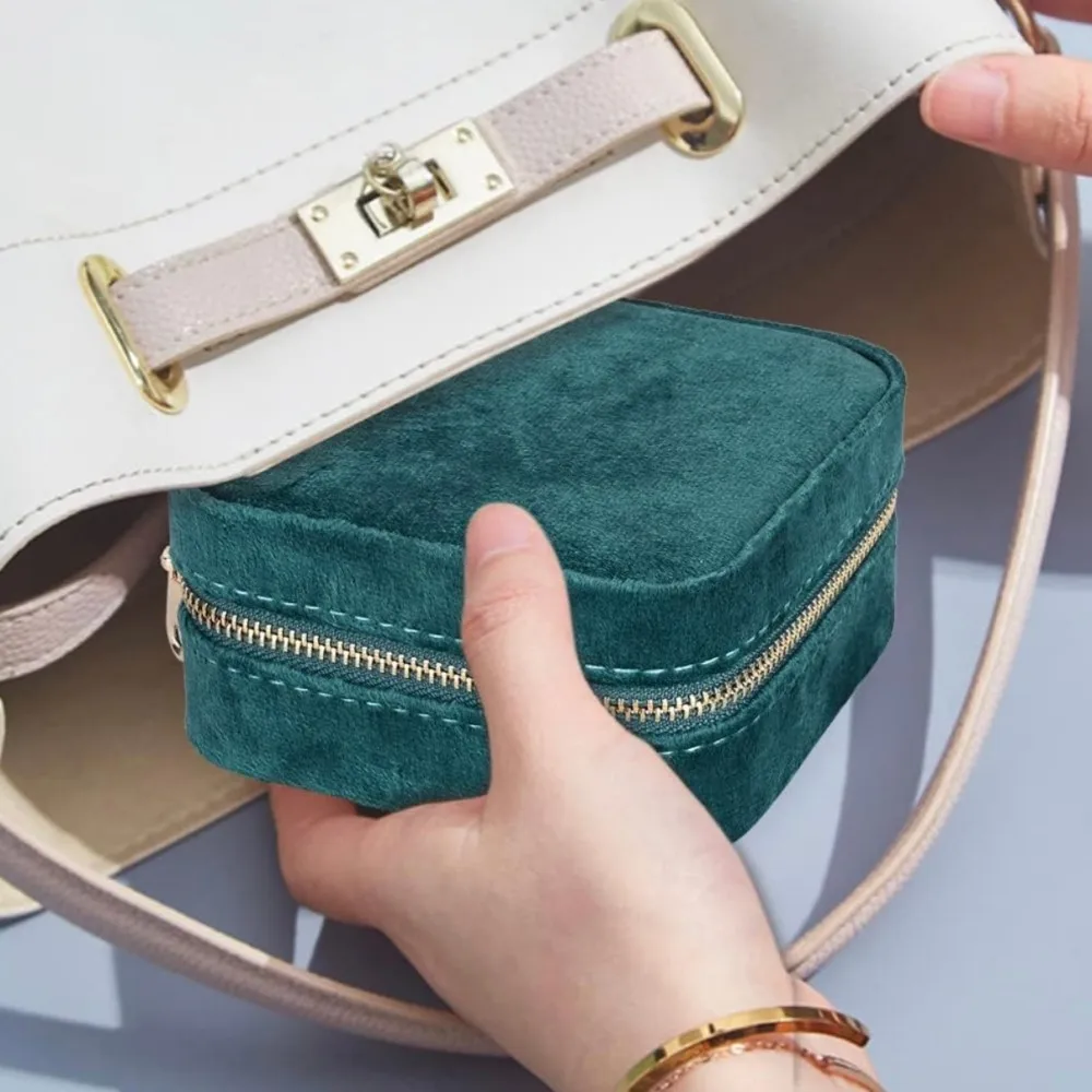 Velvet Jewelry Box with Mirror – Personalized Double Layer Travel Case – Custom Wedding Favors, Bridesmaid, Birthday Gift for Mom – Trendy, Minimalist, Classic Jewelry Organizer – Portable, Elegant, Functional, All-Season Use 5