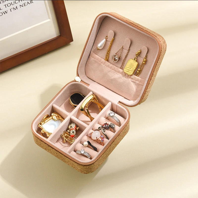 Travel Jewelry Organizer 💼 Cork Jewelry Organizer Box – Portable Travel Earring, Ring & Necklace Storage Case – Compact Multi-Compartment Display Box – Stylish & Functional Vintage Jewelry Holder – Eco-Friendly, Durable, Perfect Gift for Women 8