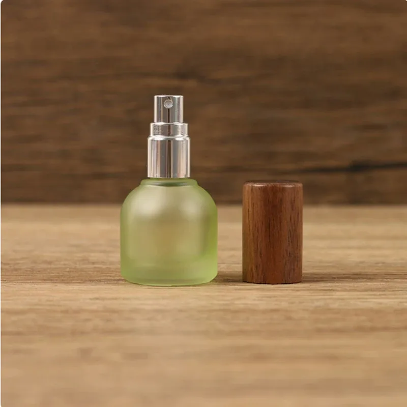 10/30pcs 10ml Refillable Perfume Spray Bottles | Premium Glass Mini Parfum Atomizers for Travel, Cosmetic Samples, Essential Oils, Portable Fragrance Containers, Reusable and Leak-Proof Design - 图片 5