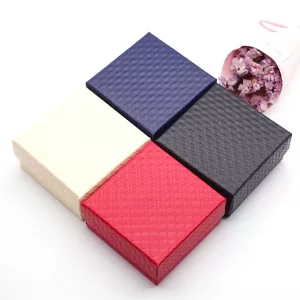 White Jewelry Gift Boxes for Necklace, Earrings, Bracelet, Ring, Brooch, or Keychain – Red Lined Paper Packaging Box for Jewelry Storage or Retail Display, 1/5/10/20PCS Small Wholesale Gift Boxes