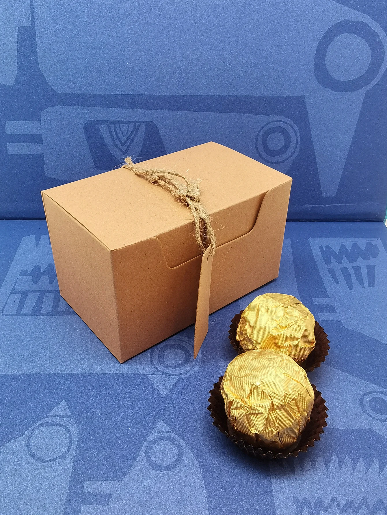 10pcs Kraft Paper Rectangular Gift Boxes for Party Favors, Candy, Chocolates, Cookies, Small Gifts and Treats, Elegant Kraft Paper Packaging Cartons for Birthdays, Weddings, Holidays, Special Events