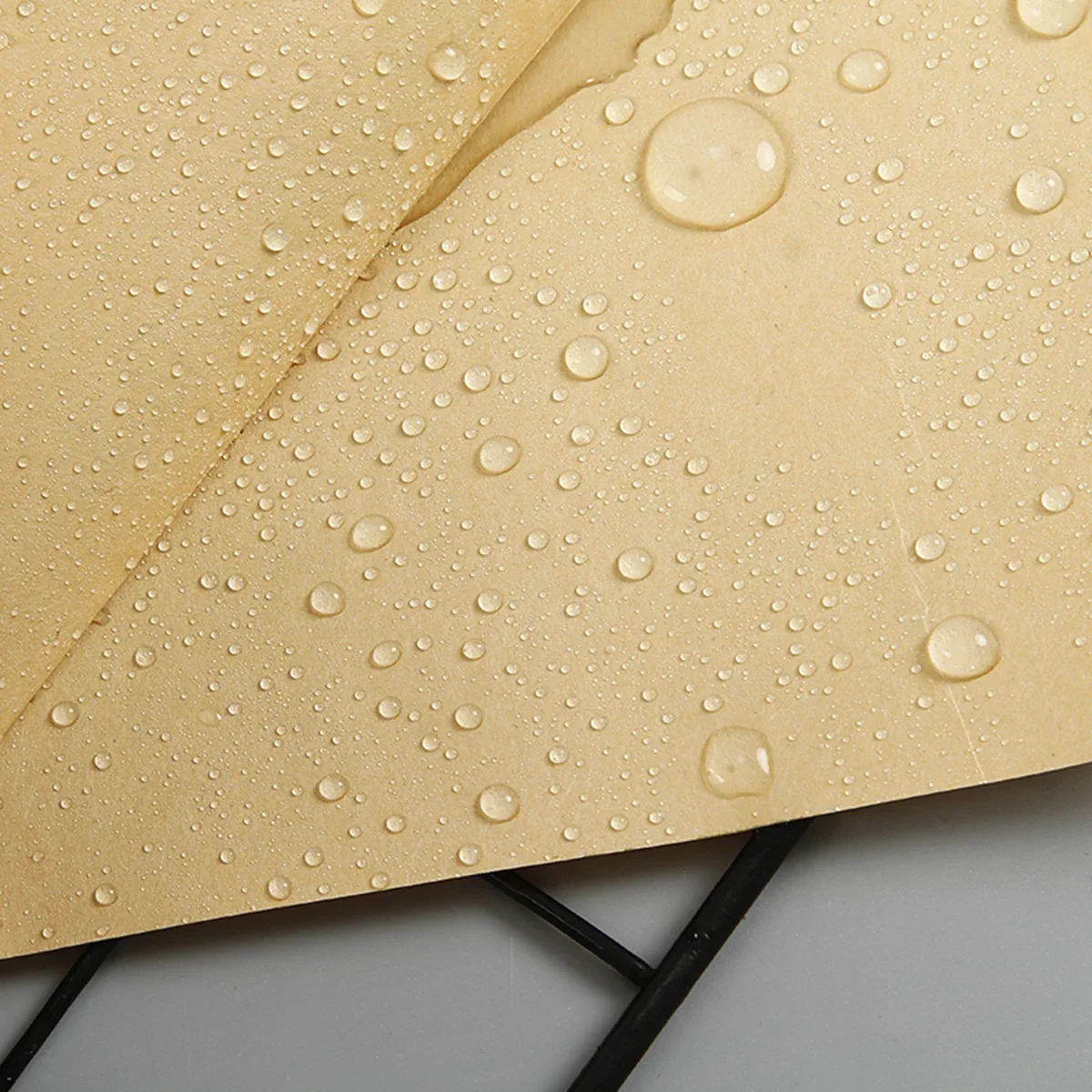 100 Pieces Triangular Kraft Paper Bags 15x15cm for Donuts, Sandwiches, Bread, Bakery Snacks, Open Top Greaseproof Food Packaging Bags, Durable, Leak-Resistant, Perfect for Kitchen & Parties 3