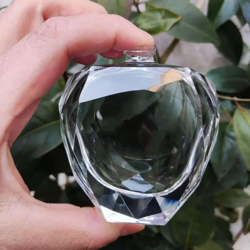 2/8PCS 65ML Refillable Perfume Atomizer Bottles, Polished Crystal Glass Heart-Shaped Design with Crimp Neck Bayonet Style, Luxury Empty Spray Containers for Fragrance, Travel, Display, Wholesale and Gifting 3