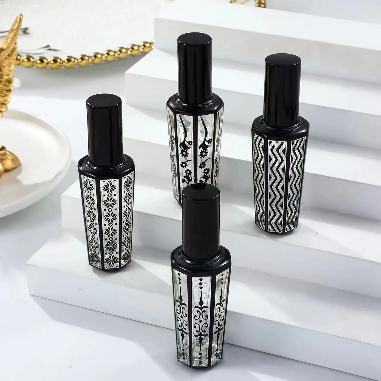 15ml Refillable Glass Perfume Spray Bottle – Portable Travel Atomizer with Pump for Fragrance, Alcohol, Toner, or Cosmetic Liquids | Black Compact Reusable Bottle with Fine Mist Sprayer for Daily & Travel Use - 图片 2