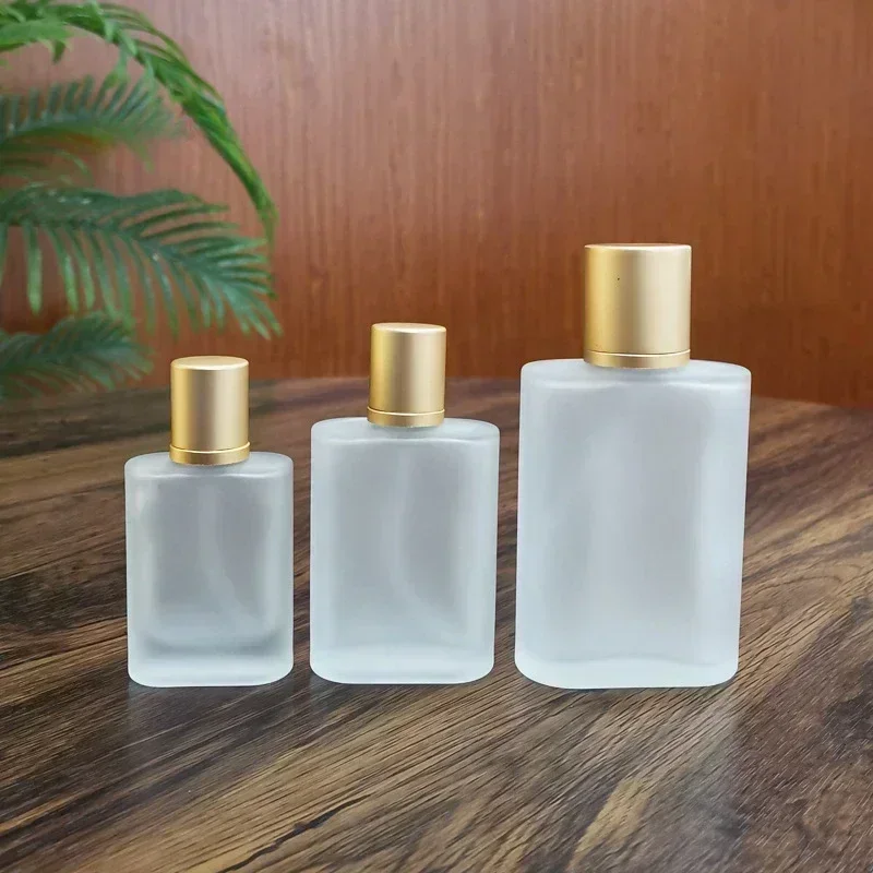 25ml 50ml 100ml Sandblasted Glass Perfume Bottles, Refillable Frosted Empty Spray Bottles with Screw Cap, Durable Fine Mist Dispenser for Fragrance, Makeup or Travel, Thick Reusable Container