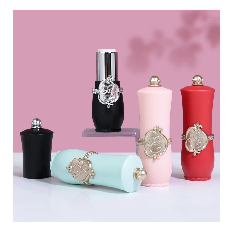 10 20 30 50 100 Pcs 4g Empty Lip Balm Tube Plastic Lipstick Container DIY Lip Gloss Stick Case Refillable PP Cosmetic Packaging Vintage Style Lipstick Shell Portable Makeup Tube Dispenser 3