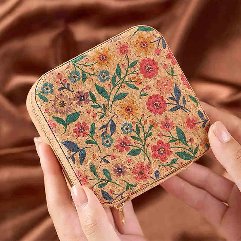 Travel Jewelry Organizer 💼 Cork Jewelry Organizer Box – Portable Travel Earring, Ring & Necklace Storage Case – Compact Multi-Compartment Display Box – Stylish & Functional Vintage Jewelry Holder – Eco-Friendly, Durable, Perfect Gift for Women 3