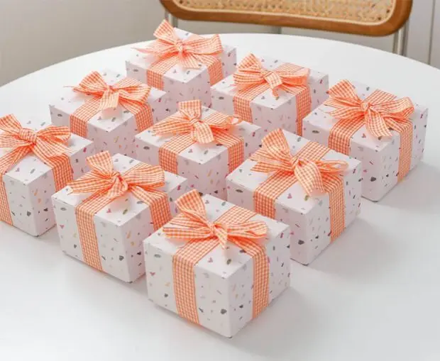 Kraft Paper Gift Boxes for Candles, Lipstick, Perfume, Cosmetics, Cake, Candy, DIY Biscuits, and Party Favors, Eco-Friendly Packaging for Weddings, Birthdays, and Events, Reusable Paper Containers, Factory Direct Supply 45