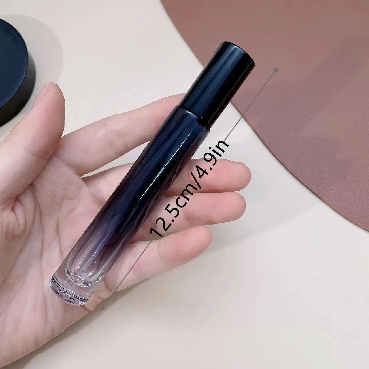 10ML Premium Refillable Glass Perfume Bottle with Portable Atomizer | Mini Transparent Cosmetic Container for Travel, Sample Dispensing, Luxury Presentation, Reusable and Safe for Daily Use - 图片 5