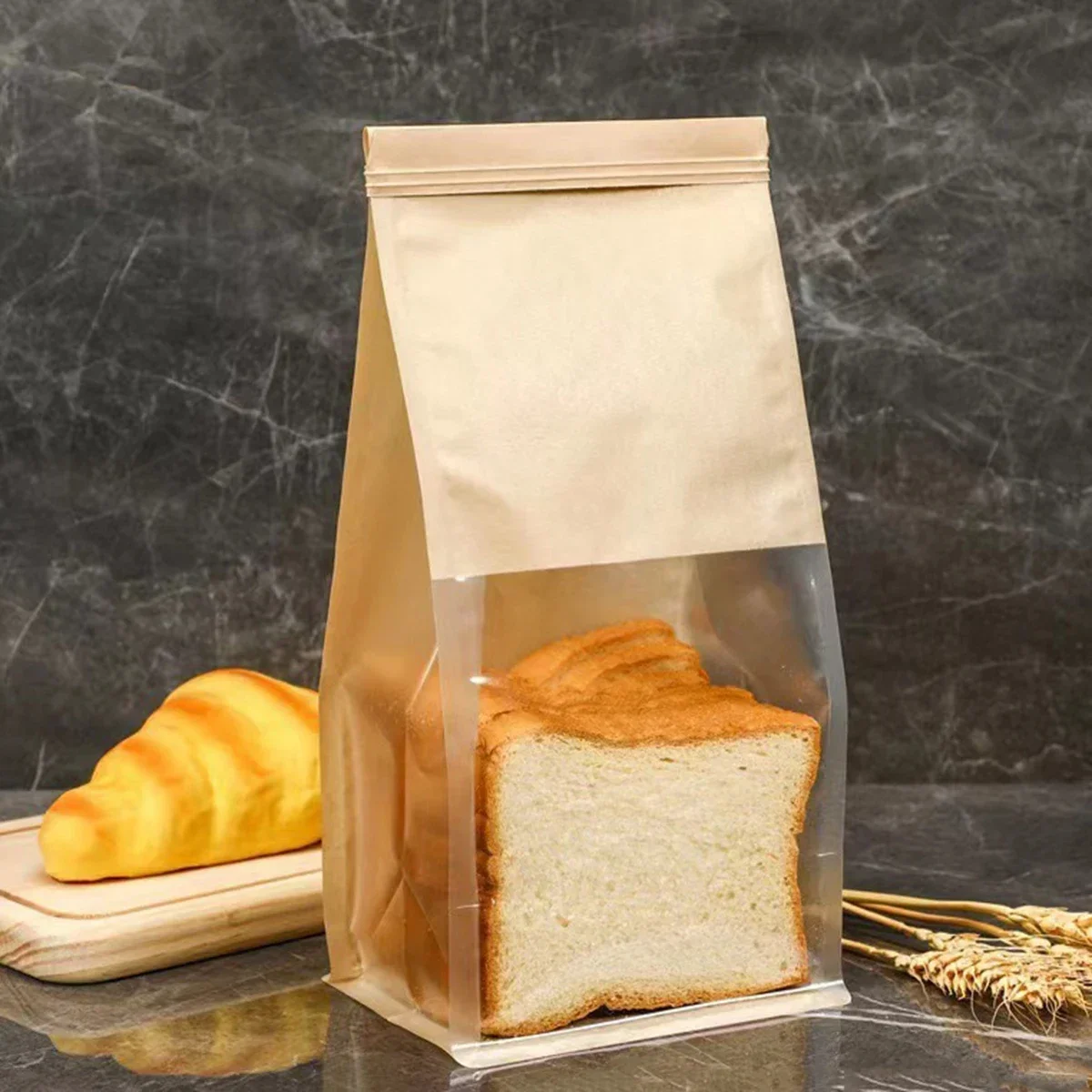 Kraft Paper Bread Bags with Window – Oil-proof food-grade bags for toast, cookies, and breakfast snacks. Ideal for bakeries, parties, and takeout. Clear window for display, eco-friendly and practical.