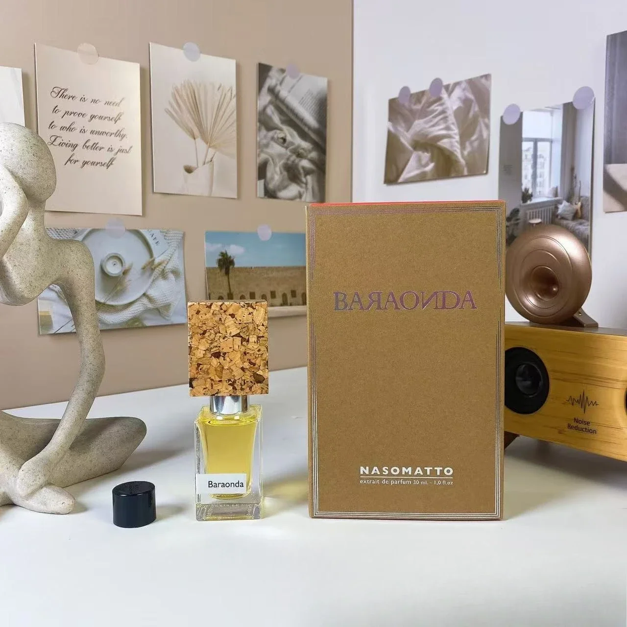 Luxury Empty Perfume Bottle and Gift Box Set – 30ml Refillable Thick Glass, PET or Acrylic Container with Alloy, ABS or Wooden Cap, Premium Paperboard Gift Box with Velvet or Satin Interior, Factory Direct UGI Packaging Wholesale 4