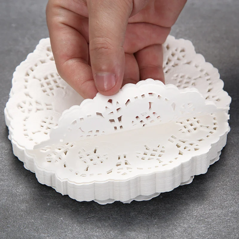 150pcs Round Lace Paper Doilies for Cupcakes, Desserts, Fried Food, Cookies – Decorative Food Mats for Party, Wedding, Table Setting, Cake Presentation, Biscuit & Table Decor