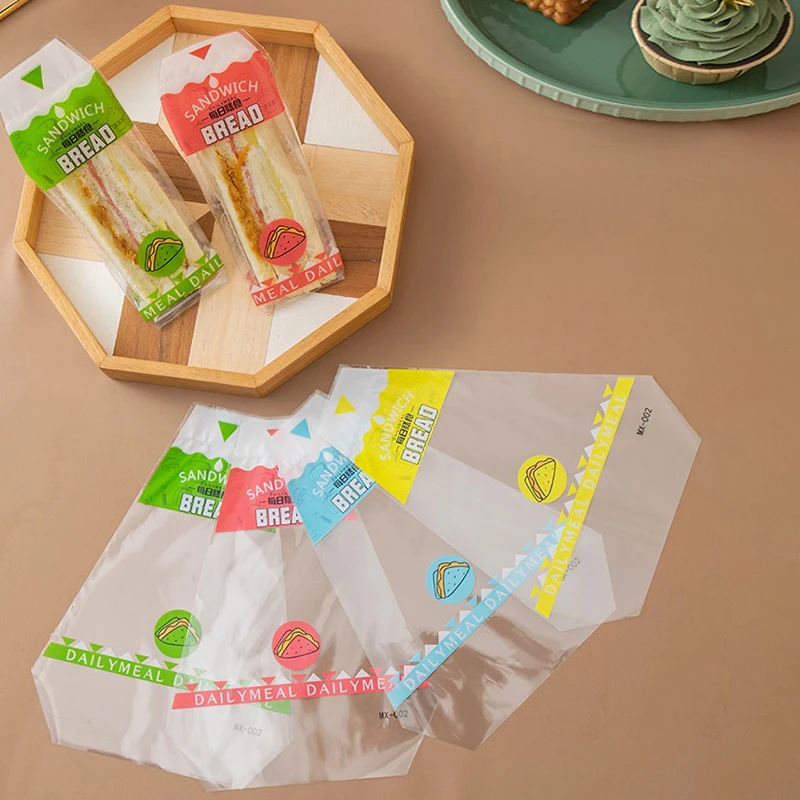 100 Pieces Transparent Anti-Fog Disposable Triangle Sandwich Bags 17.5x23.5cm for Sandwiches, Toast, Burgers, Cake & Bread Packaging, Easy Tear, Food-Safe, Lightweight & Practical for Home & Commercial Use