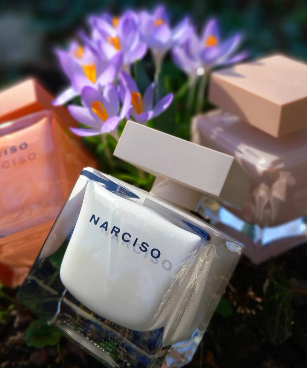 Luxury Refillable Perfume Bottle and Gift Box – Crystal Glass Spray Container with Weighted Base, Satin-Lined Rigid Packaging for Elegant Display, Travel, and Premium Gifting - 图片 2