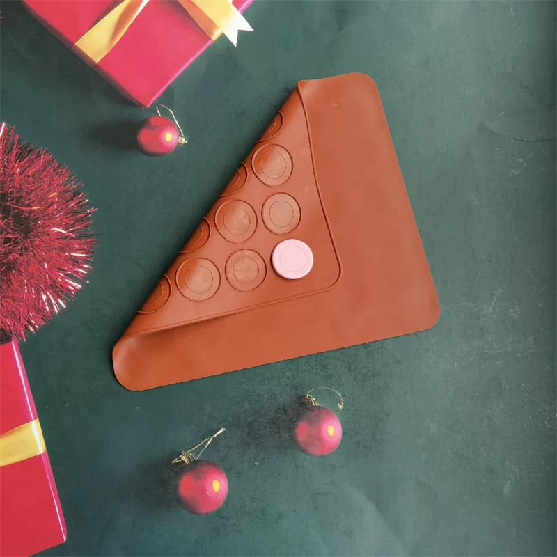 30-Cavity Non-Stick Silicone Macaron Baking Mat – Reusable DIY Pastry Mold Sheet, Oven-Safe Macaroon Cake Mold, Cookie & Dessert Bakeware for Home or Professional Baking - 图片 5