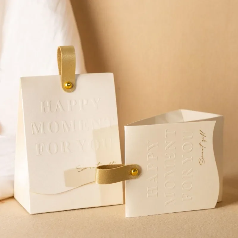 10Pcs Beige Paper Gift Bags, Small Wedding Favor and Souvenir Bags for Candy, Jewelry, Birthday Party, Guest Gifts, DIY Packaging, and Organizer for Home or Events - 图片 2