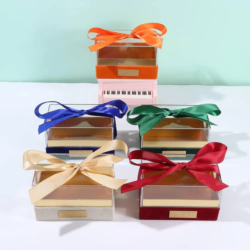 Clear Acrylic Gift Box with Elegant Bow – Transparent Luxury Packaging for Birthday Parties, Weddings, Valentine’s Day, and Special Occasions, Ideal for Presenting Hand Gifts and Keepsakes 13