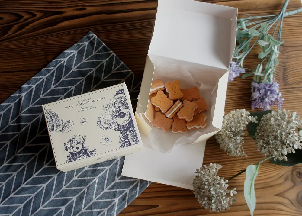 10 Pcs Blue Dog Bear Doll Paper Boxes 15.5×10×12cm for Wedding Birthday Valentine’s Day Chocolate Cookies Candy Macaron Packaging Food Safe Kraft Paper Gift Boxes 2