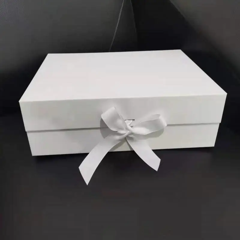 Luxury Magnetic Closure Gift Box – 10.24×7.48×3.15 in (26×19×8 cm) Cardboard Folding Box with Lid for Valentine's Day, Birthday Presents, Weddings, Party Favors, Event Decoration, and Elegant Gift Packaging - 图片 9