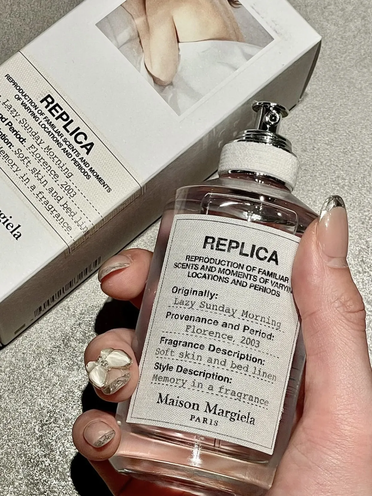 100ML Unisex Perfume Bottle with Long-Lasting Woody Scent, Elegant Glass, Acrylic or Metal Options with Fine Mist Spray and Luxury Custom Gift Box, Factory Direct Supply for Wholesale and Personalized Packaging - 图片 2