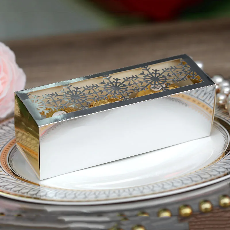 50Pcs Laser Cut Christmas Snowflake Packaging Gift Boxes, Drawer Style Candy Chocolate Box Favor, Pearl Paper Merry Christmas New Year Party Decoration Packaging Box with Pull Drawer Design 11