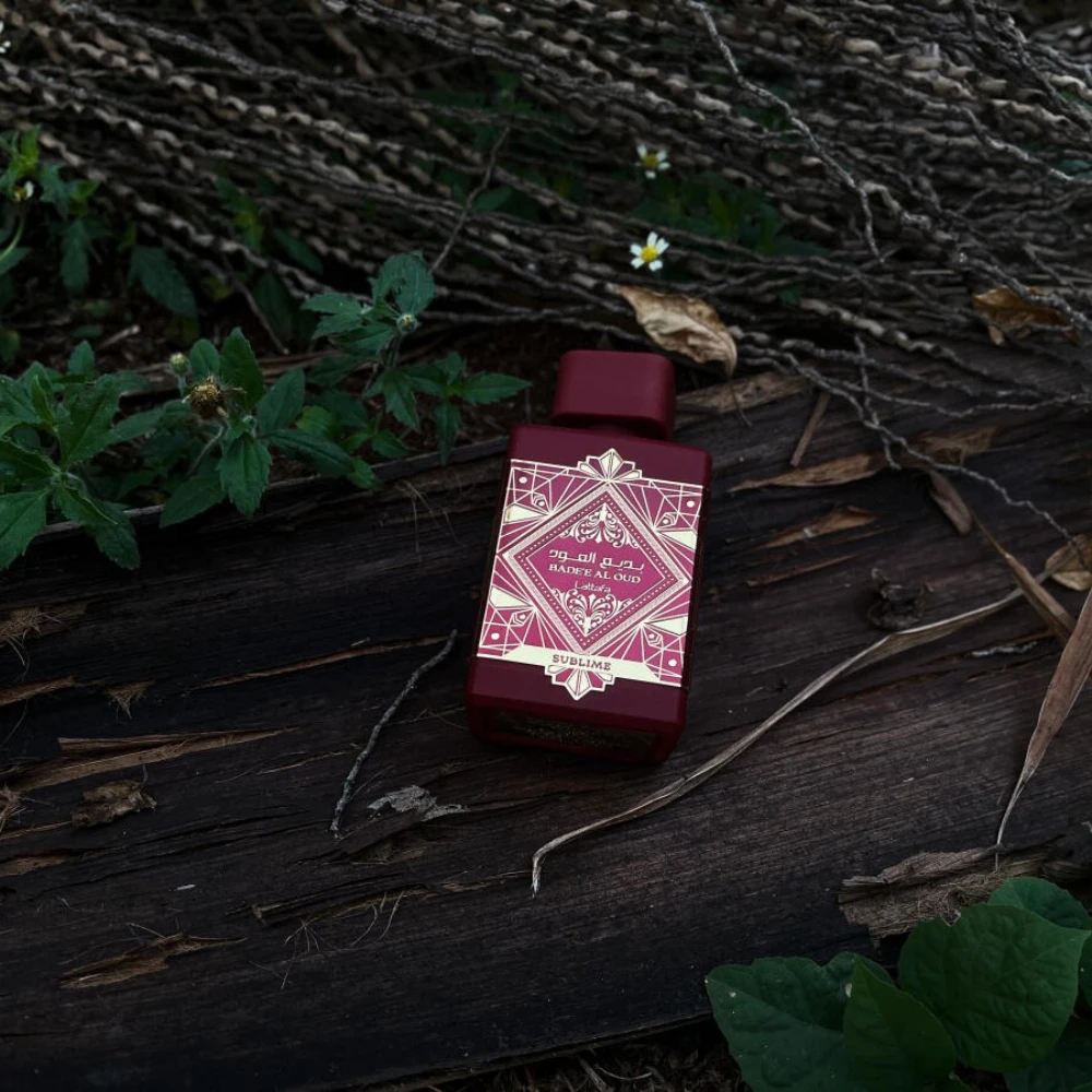 Luxury Glass Perfume Bottle with Elegant Gift Box Set, Leak-Proof and Durable Design for Unisex Fragrance, Stylish Transparent Packaging Perfect for Daily Use, Romantic Occasions, Vanity Display, and Premium Gifting - 图片 2