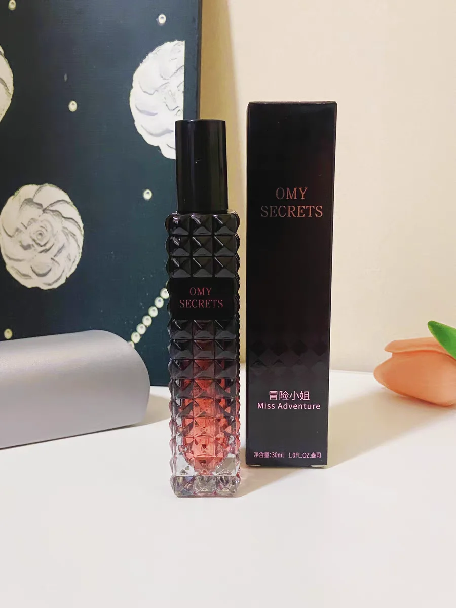 Elegant Refillable Perfume Bottle & Gift Set – Multi-Material Crystal, Glass, Ceramic, Acrylic, Wood & Metal Spray Container with Weighted Base and Plush Lined Rigid Box for Travel, Home Display, and Premium Gifting 4