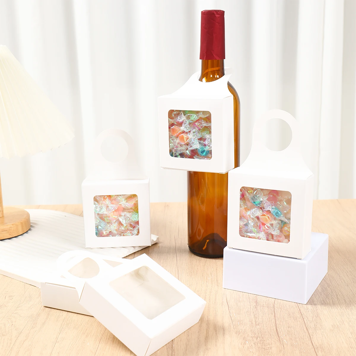 10pcs Kraft Paper Wine Gift Packaging Boxes with Window – Folding Hanging Candy, Biscuit, and Cookie Boxes, Reusable Black/White Cardboard Paper Packaging for Gifts and Parties - 图片 4