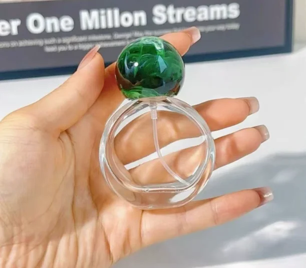 10PCS 25ML Refillable Clear Glass Perfume Bottles, Portable Travel Atomizer Spray Containers, Empty Cosmetic Liquid Vials, Leak-Resistant Mini Spray Bottles for Sampling, Gifting and Boutique Display - 图片 10