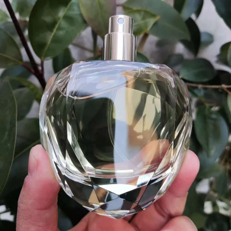 2/8PCS 65ML Refillable Perfume Atomizer Bottles, Polished Crystal Glass Heart-Shaped Design with Crimp Neck Bayonet Style, Luxury Empty Spray Containers for Fragrance, Travel, Display, Wholesale and Gifting - 图片 3