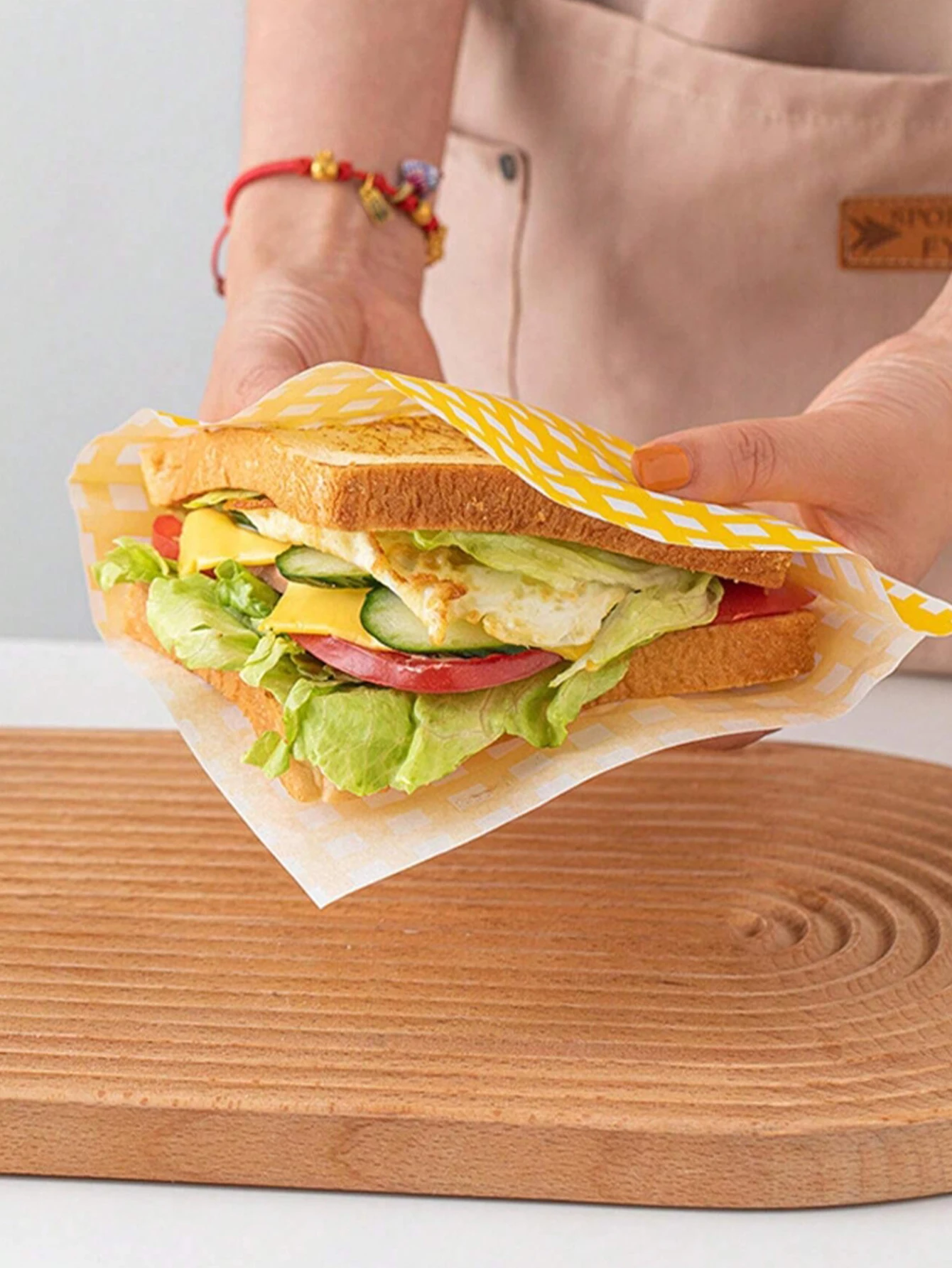 50PCS Grease-Resistant Kraft Paper Food Wrapping Sheets – Oil-Proof Sandwich, Burger, Fries, Toast & Fried Food Liners – Cute Bear Print Party Disposable Paper Mats for Home, Restaurant, Bakery 11