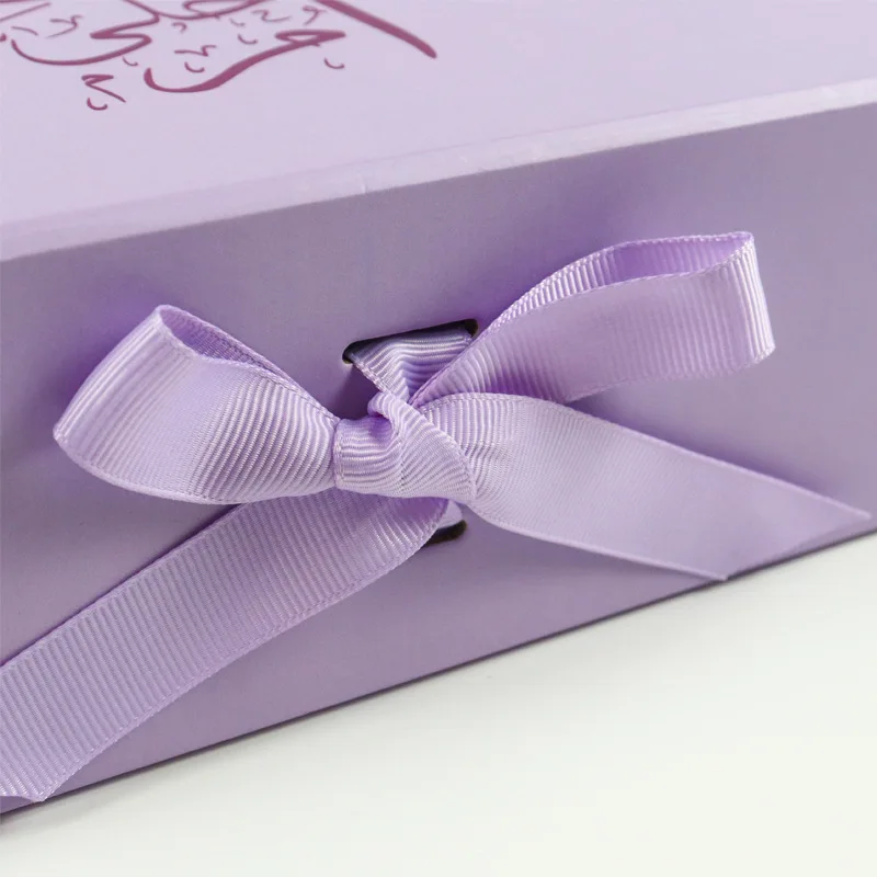 Matte Lamination Magnetic Closure Foldable Gift Boxes, Luxury Customizable Cosmetic Packaging, Reusable Rigid Cardboard Box for Jewelry, Perfume, Candles, Beauty & Retail Gift Wrapping Wholesale 1