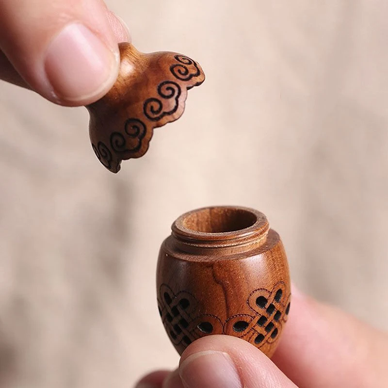 1Pc Natural Wood Lotus Shape Mini Perfume Aroma Diffuser Bottle with Expandable Sandalwood, Portable Wooden Jar, Hanging Pomander Container for Car, Room, DIY Essential Oil, Travel - 图片 3