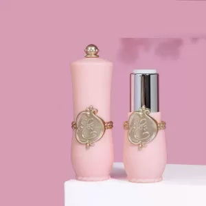 10 20 30 50 100 Pcs 4g Empty Lip Balm Tube Plastic Lipstick Container DIY Lip Gloss Stick Case Refillable PP Cosmetic Packaging Vintage Style Lipstick Shell Portable Makeup Tube Dispenser