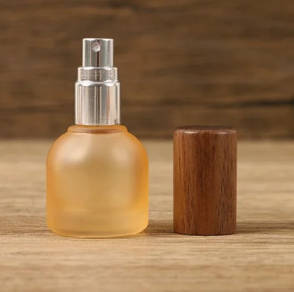 10/30pcs 10ml Refillable Perfume Spray Bottles | Premium Glass Mini Parfum Atomizers for Travel, Cosmetic Samples, Essential Oils, Portable Fragrance Containers, Reusable and Leak-Proof Design - 图片 12