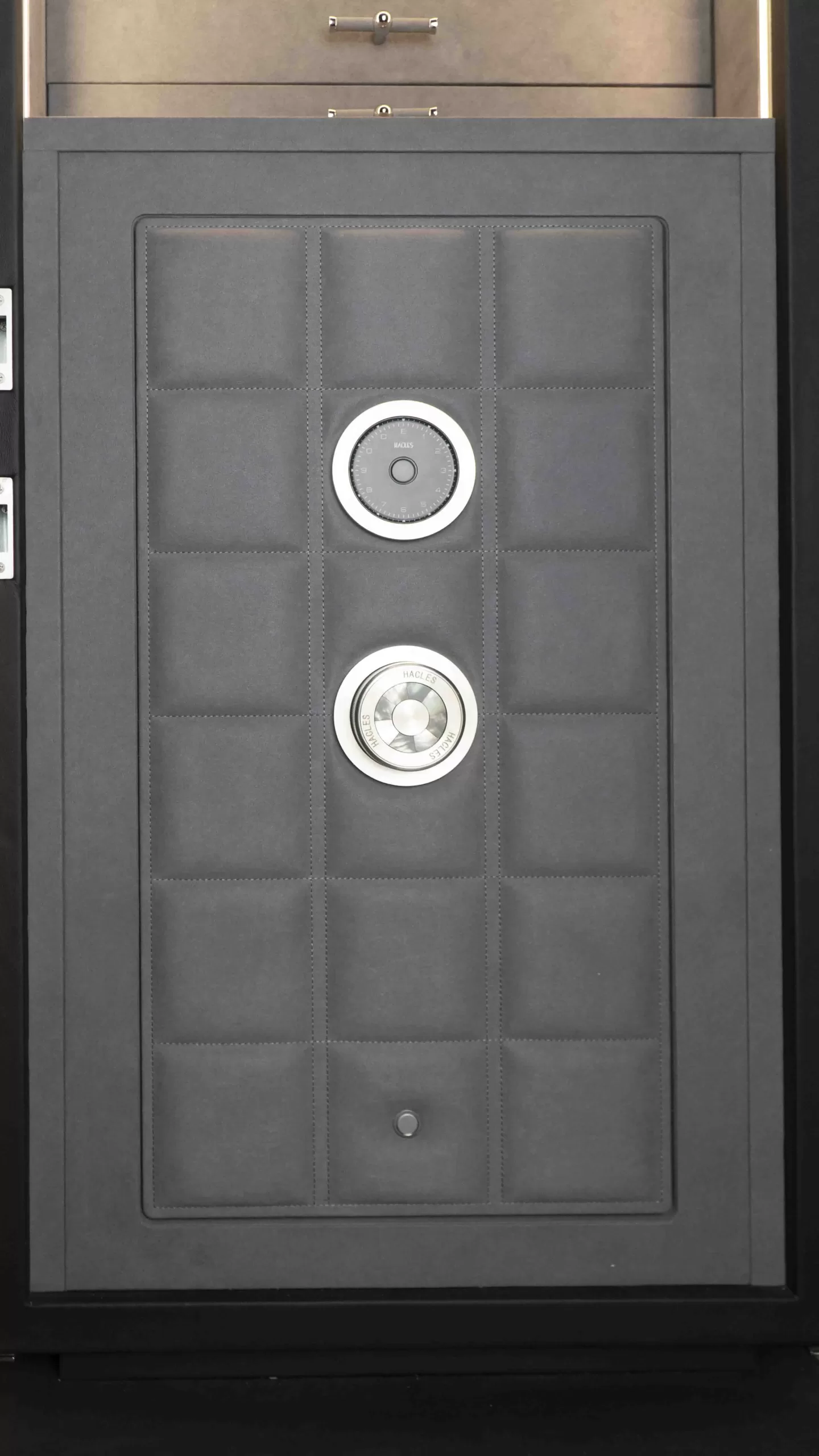 Luxury Fingerprint Safe with Double Watch Winder for 4/6/8/12/24 Timepieces, Fireproof Jewelry and Cash Cabinet, Secure Storage for Gold, Patents and Valuables, OEM & ODM Orders Supported 16